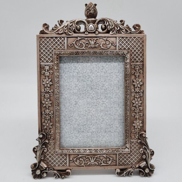 Ornate Victorian Style Resin Photo Frame Intricate Floral Scroll 4x6" - Picture 1 of 11